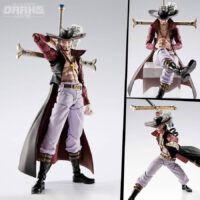 S.H.Figuarts One Piece - Dracule Mihawk - Hawk Eyes (LIMITED EDITION)