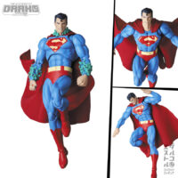 MAFEX No.117 SUPERMAN (HUSH Ver.)