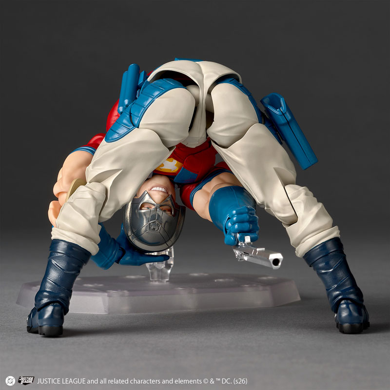 Revoltech Amazing Yamaguchi DC Comics - Peacemaker - Image 2